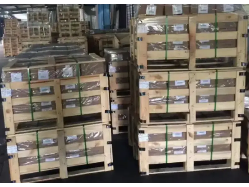 Packed ASTM F436 hardened structural flat washers export carton for shipment
